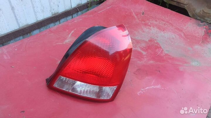 Фонарь правый Hyundai Elantra 3 XD Hyundai Avante
