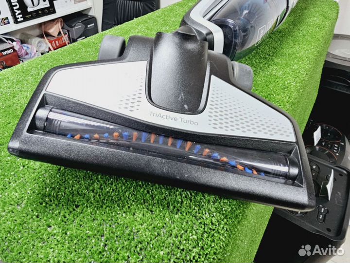 Вертикальный пылесос Philips
