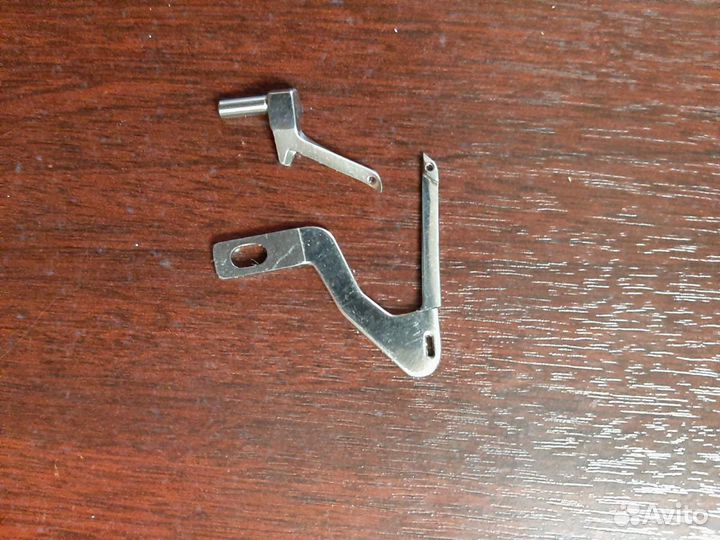 Запчасти для швейных машин иглы, шпули, лапки,челн