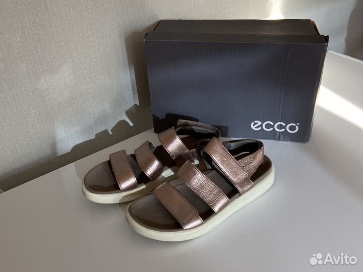 Бронь для Ирины сандалии экко