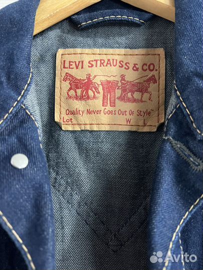 Джинсовая куртка женская levis