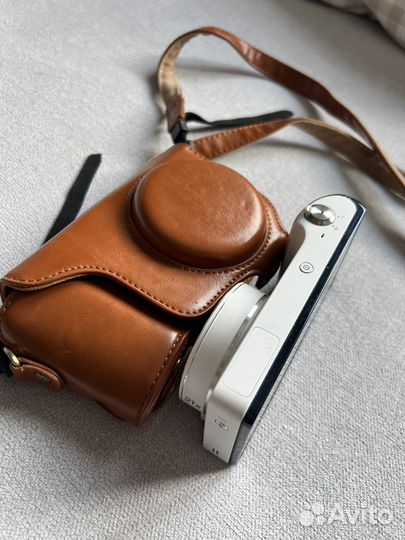 Фотоаппарат Samsung Galaxy Camera White EK-GC100