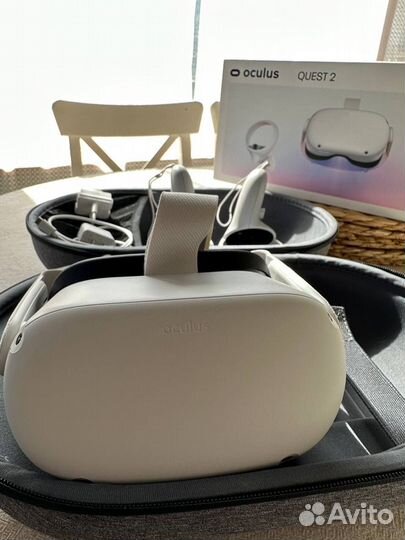 Очки виртуальной реальности Oculus Quest 2