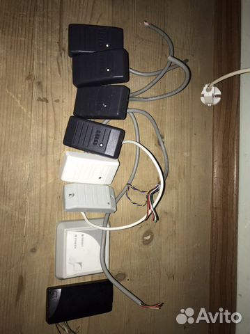 Считыватель карт бесконтактный