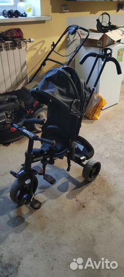 Трехколесный велосипед коляска