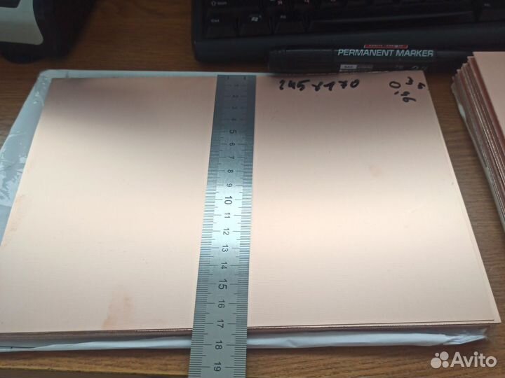 Тонкий стеклотекстолит