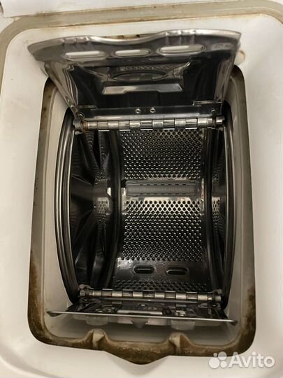 Стиральная машина с вертикальной загрузкой