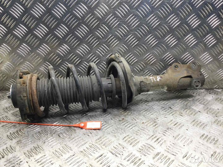 Стойка передняя правая Volkswagen Polo AUD