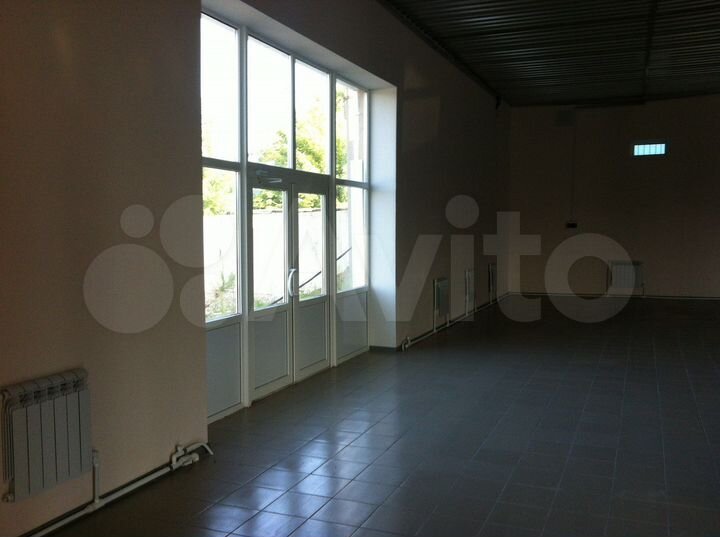 Склад, 1135 м²