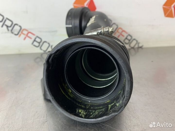 Патрубок интеркулера Mercedes C-Class W204 M271