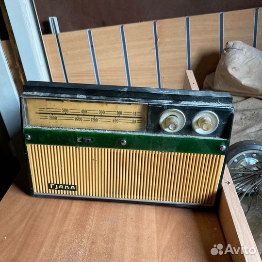 Радиоприемник гjала - 407 СССР