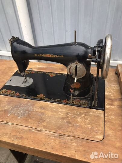 Швейная машина ножная пмз им. Калинина