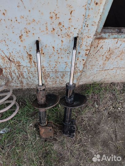 Стойки передней подвески