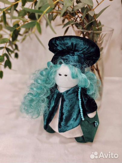 Кукла ручной работы