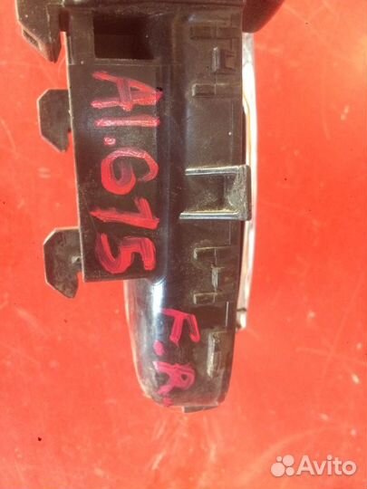 Ручка двери внутренняя передняя правая Nissan