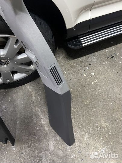 Обшивки стоек средних туарег 1