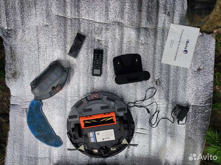 Робот-пылесос айбото аква v715b