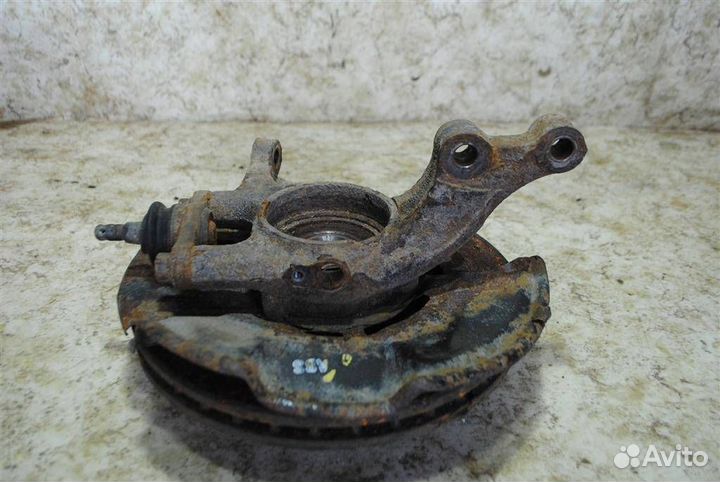 Кулак передний левый Elantra HD Kia Ceed ED