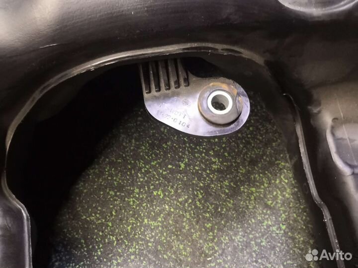 Бензобак бмв х5 f15 e70