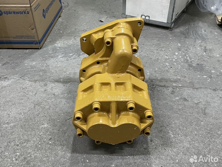 Насос кпп Komatsu D375