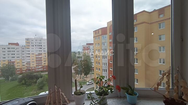 3-к. квартира, 82 м², 7/10 эт.