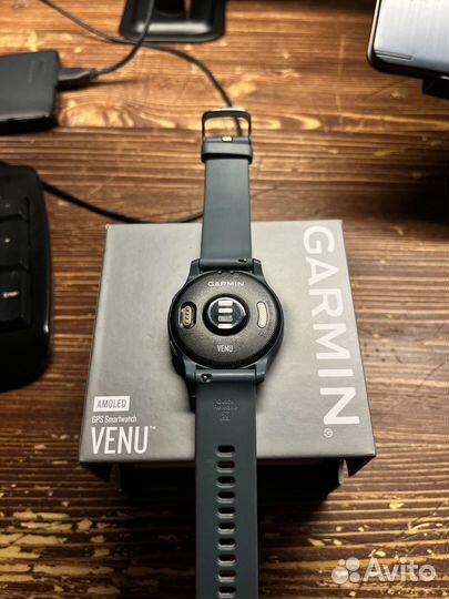 Часы Garmin Venu