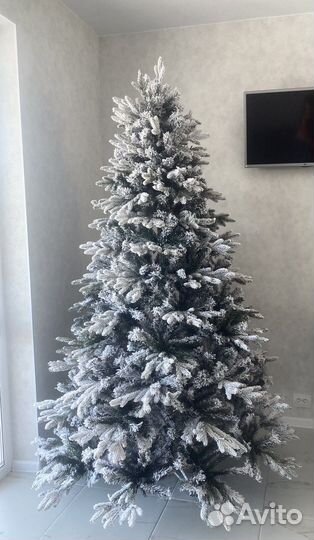 Елка искуственная