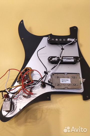 Пикгард stratocaster в сборе