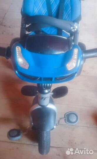 Трехколесный велосипед