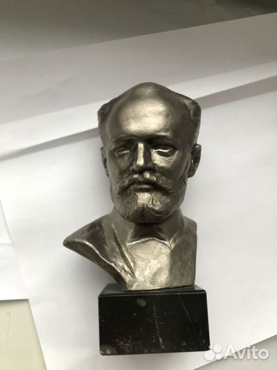 Бюст Чайковского Дронов