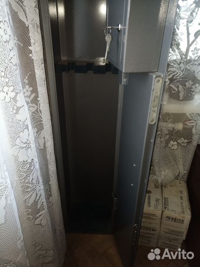 Оружейный сейф на 3 ствола