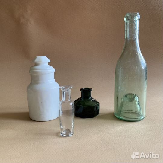 Стеклянные бутылочки