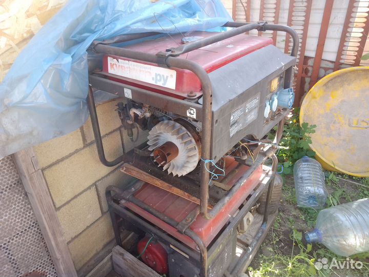 Бензогенератор