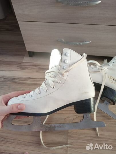 Коньки фигурные