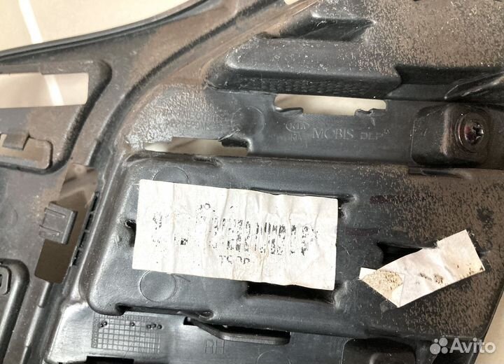 Накладка правая заднего бампера Kia Rio X-Line