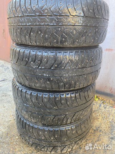 Bridgestone Ice Cruiser 7000 205/50 R17 27K