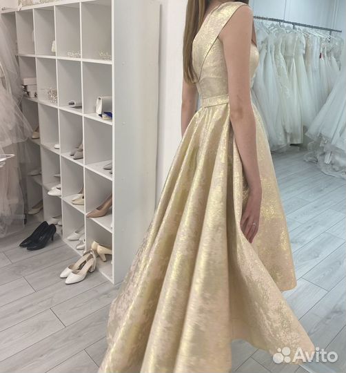 Платье праздничное женское