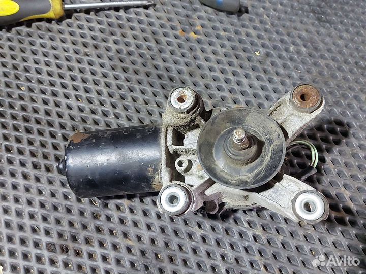 Моторчик стеклоочистителя для Nissan Almera N15