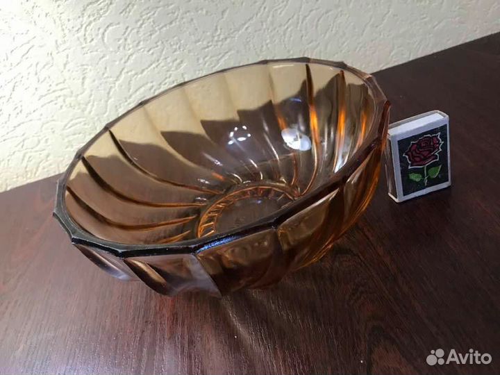 Посуда из цветного стекла СССР