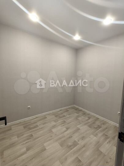 2-к. квартира, 41,5 м², 1/3 эт.