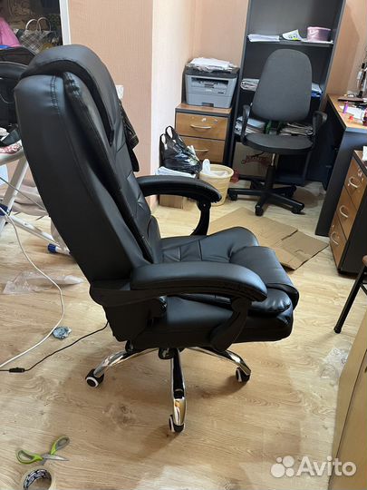 Офисное кресло новое