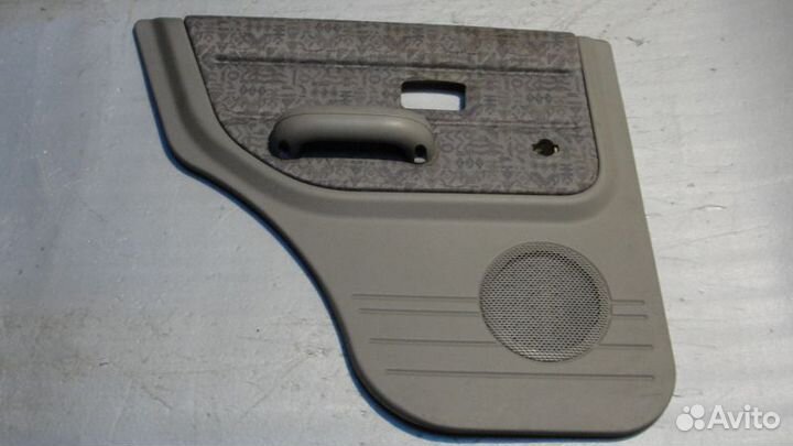 Обшивки дверей Land Rover Freelander 1