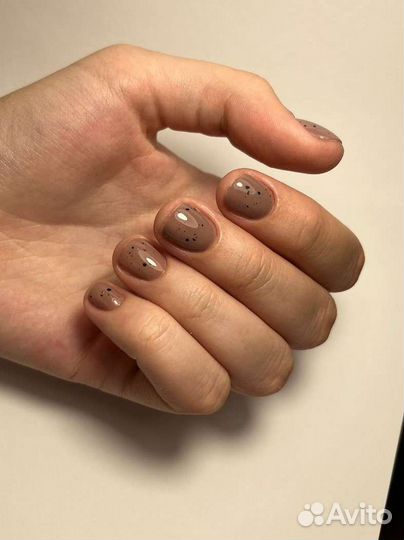 Маникюр от мастера-стажера