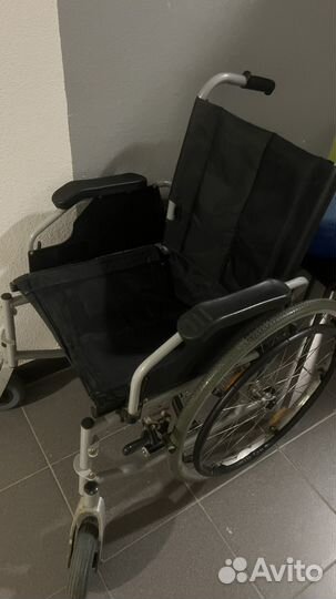 Коляска инвалидная