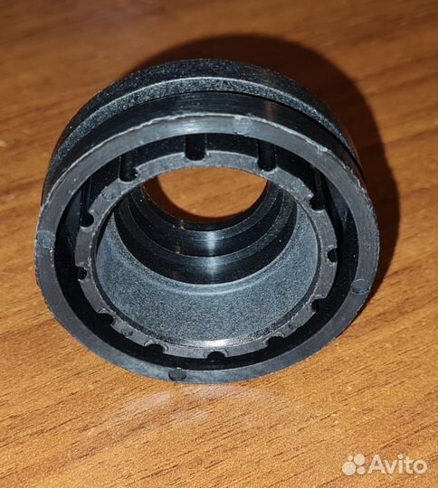 Основание помпы охлаждения Yamaha 40-50, F25-60