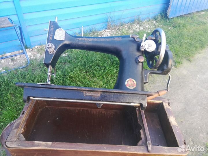 Швейная машинка пмз