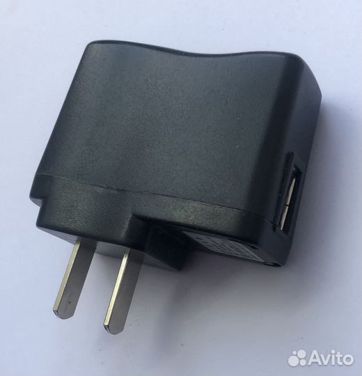 Зарядное устройство для телефона