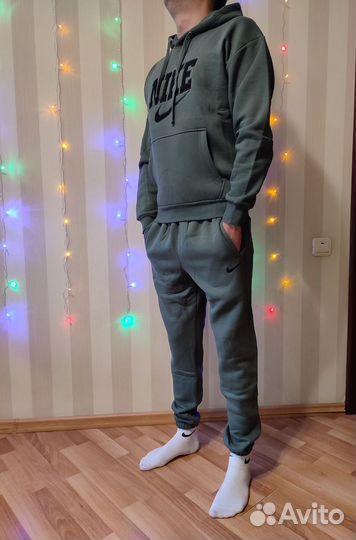 Спортивный костюм Nike утеплённый