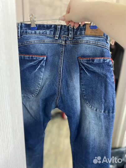 Джинсы женские