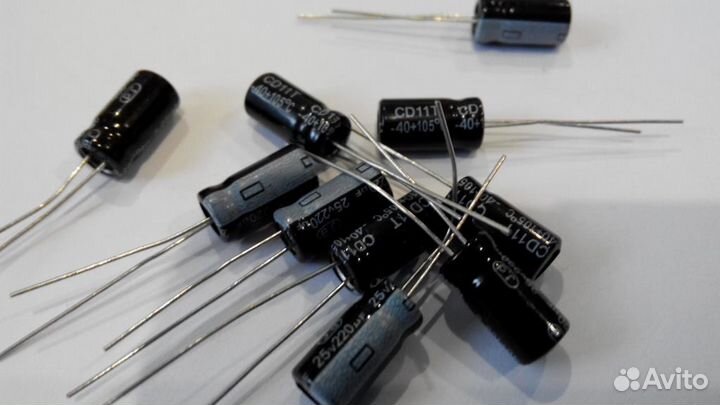 Оригинальные конденсаторы epcos 220мкФ 25В